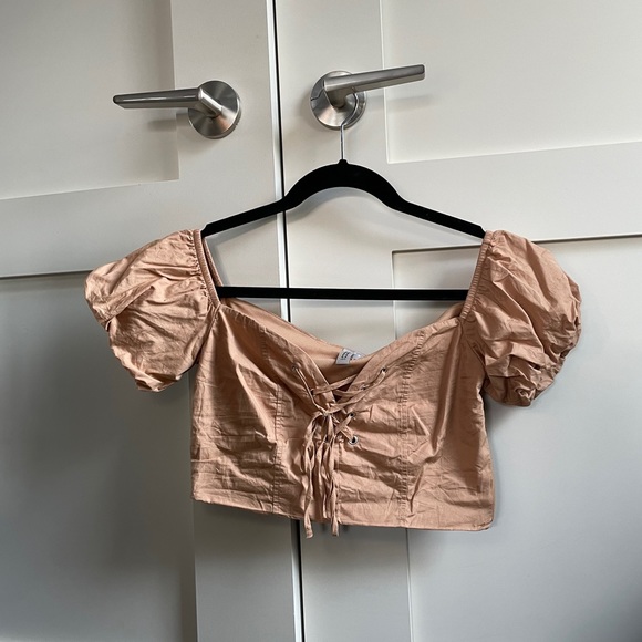 H&M off the shoulder top - Picture 2 of 3